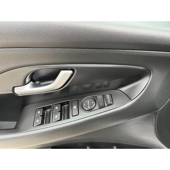 HYUNDAI I30 1.5 DPi Comfort