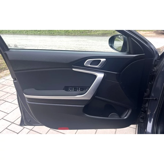 KIA CEE'D Ceed SW 1.6 CRDi HP Silver