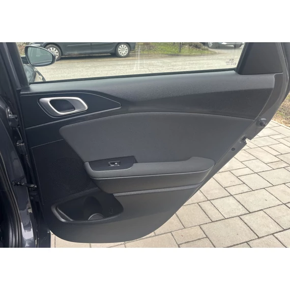 KIA CEE'D Ceed SW 1.6 CRDi HP Silver