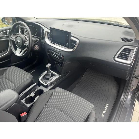 KIA CEE'D Ceed SW 1.6 CRDi HP Silver